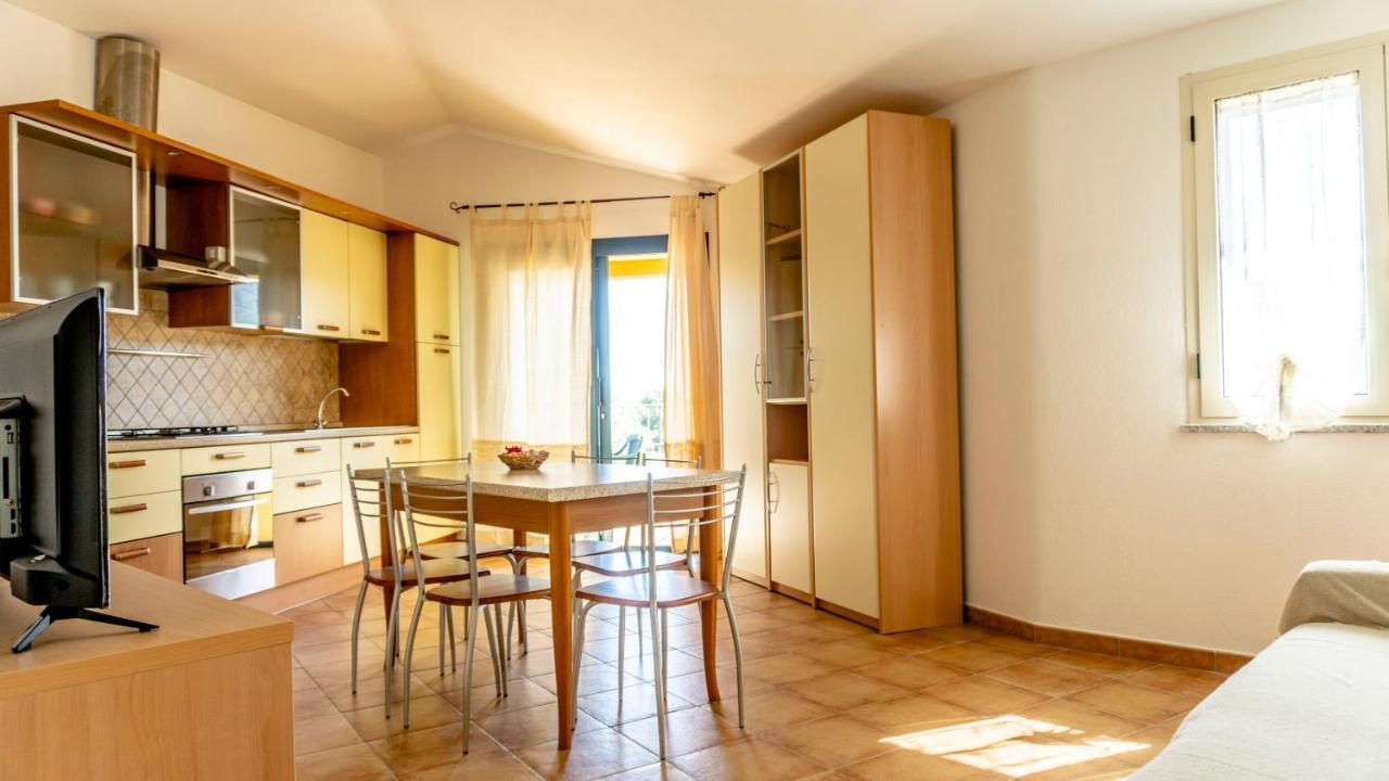 Appartamenti Dodi Lt - Pms Casevacanze Budoni Exterior foto